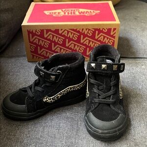 Vans Kids Black and Leopard High-Top Sneakers Sk8-Hi Reissue 13